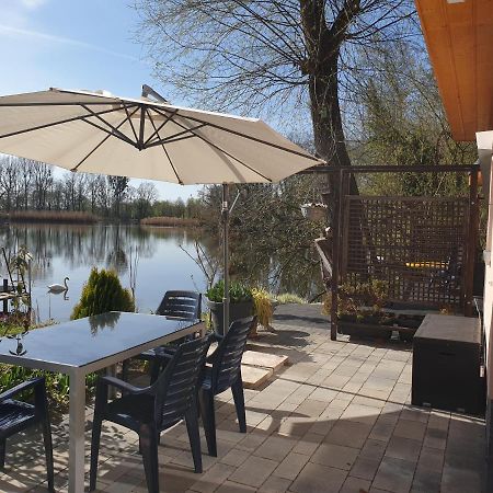 Villa Ferienoase An Der Wublitz Potsdam Esterno foto